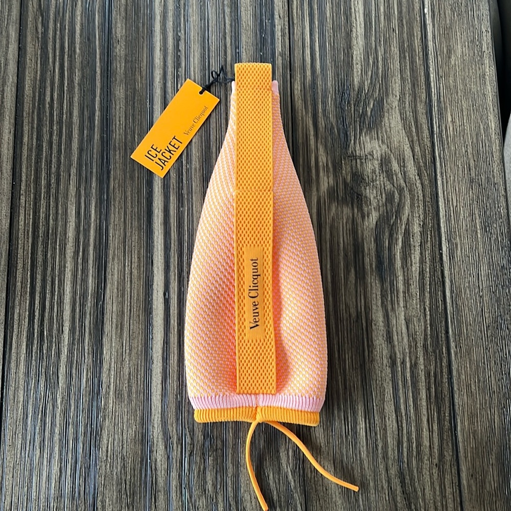 Veuve Clicquot Icd Jacket! Pristine! 🏆